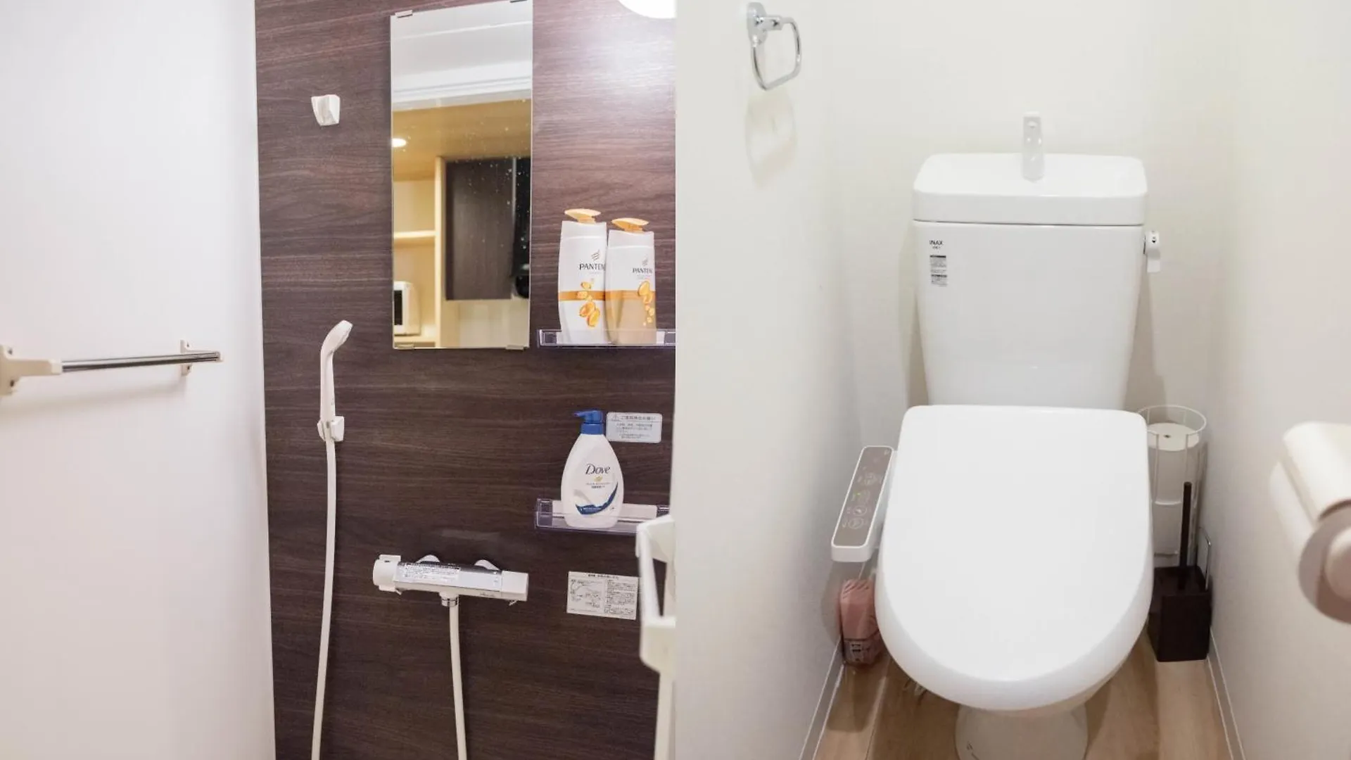 Hollyresidence Osaka Imamiya Hanazno 4Ppl Nambausj Holly 1F 0*,