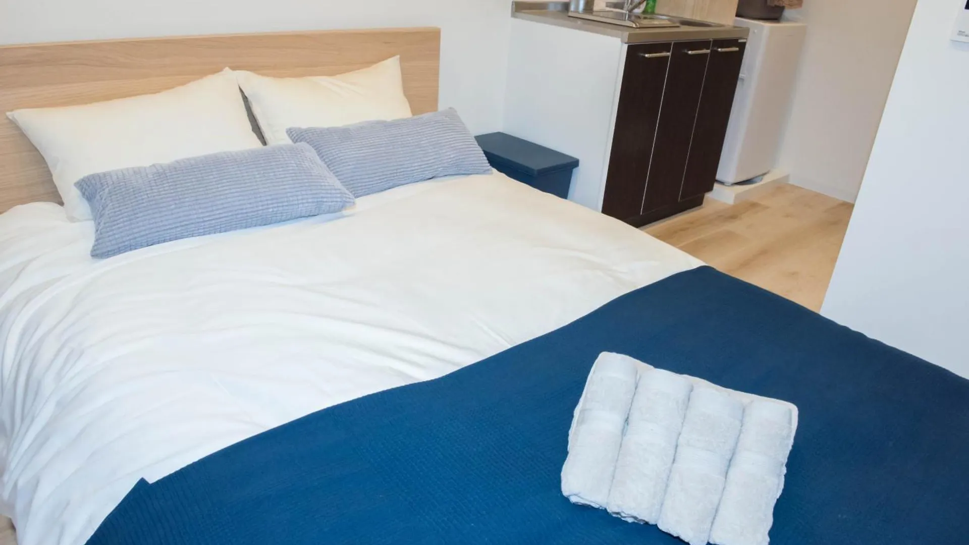 Apartment Hollyresidence Osaka Imamiya Hanazno 4Ppl Nambausj Holly 1F Japan