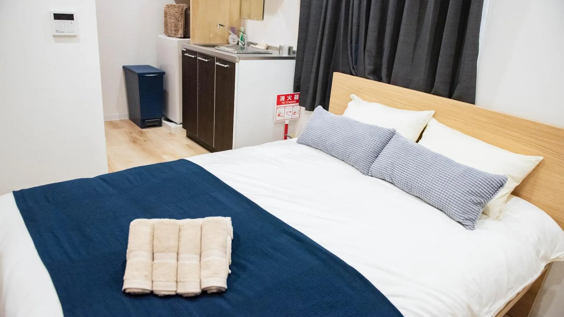 Hollyresidence Osaka Imamiya Hanazno 4Ppl Nambausj Holly 1F 0*,  Japan